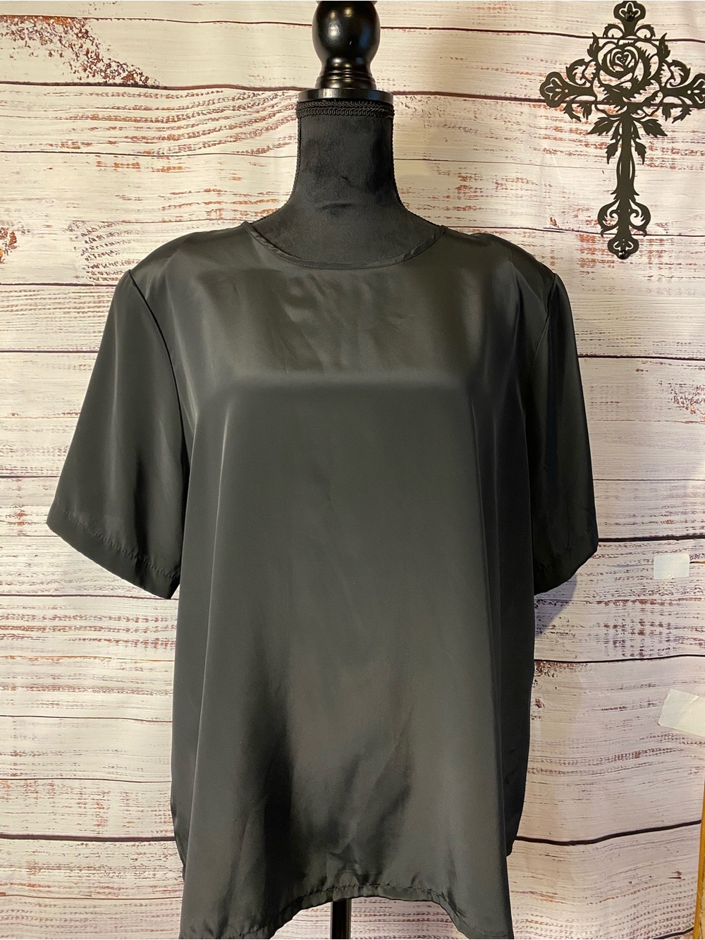 Kathie Lee Collection Black Satin Short-Sleeve Blouse Sz-18W